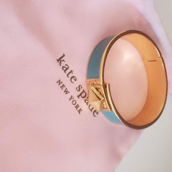 Kate Spade Turn‎ Lock Hinged Bangle Gold Plated and Teal Green Enamel with Pouch - Picture 9 of 9